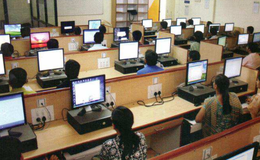 SVERI, College of Engineering Pandharpur Labs and Library photo 4